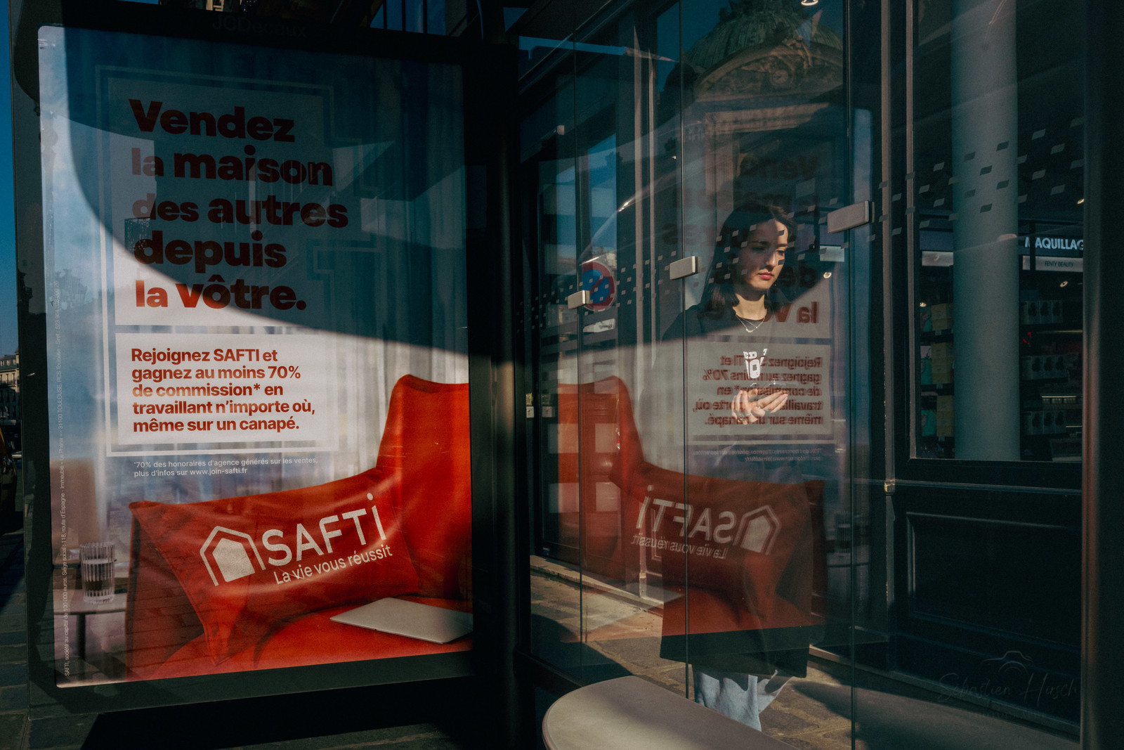 Des photographies en couleur, où les gens sont magnifiés par la lumière chaude du soleil