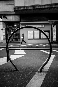 Des photographies en couleur, où les gens sont magnifiés par la lumière chaude du soleil