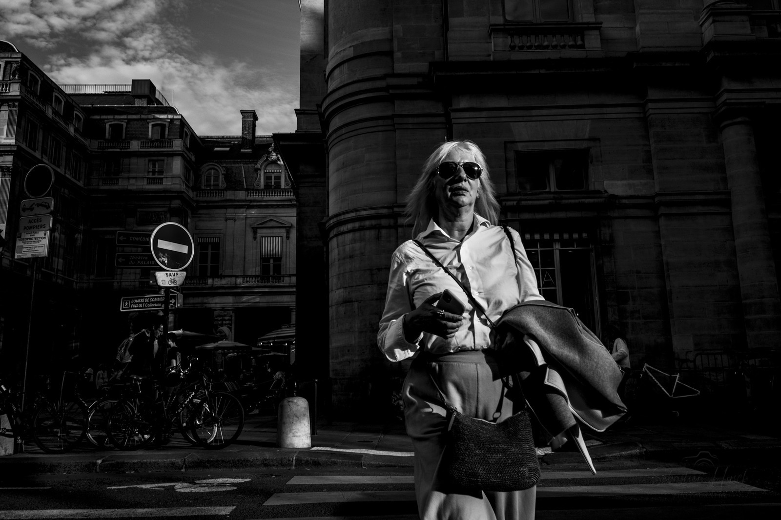 Jeux d'ombres et de Lumières   noir et blanc