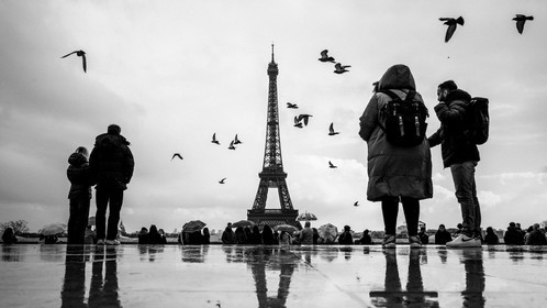 Des photographies en couleur, où les gens sont magnifiés par la lumière chaude du soleil