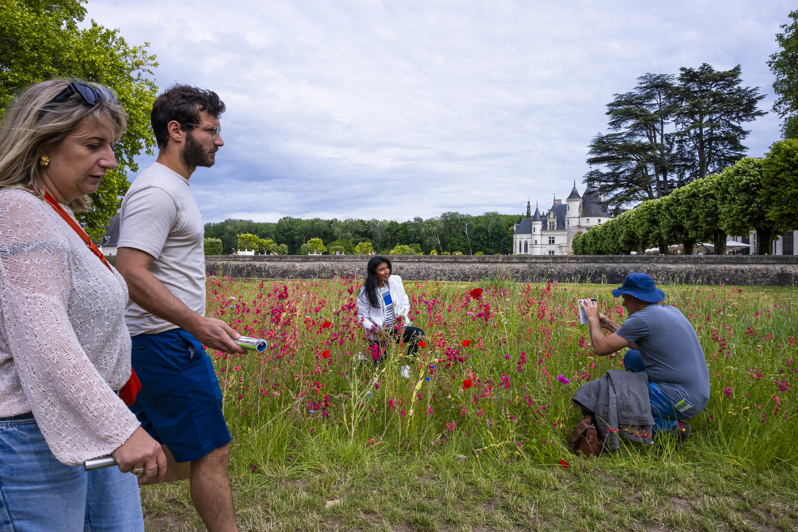 Des photographies en couleur, où les gens sont magnifiés par la lumière chaude du soleil