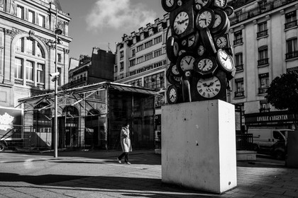 Des photographies en couleur, où les gens sont magnifiés par la lumière chaude du soleil