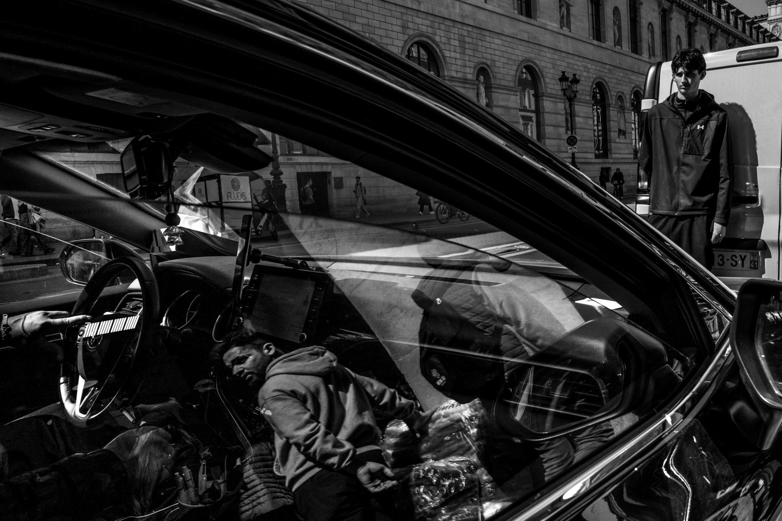 Des photographies en couleur, où les gens sont magnifiés par la lumière chaude du soleil